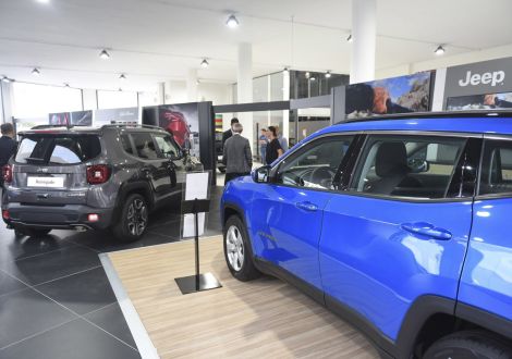 Inauguración del concesionario y taller de Mataró