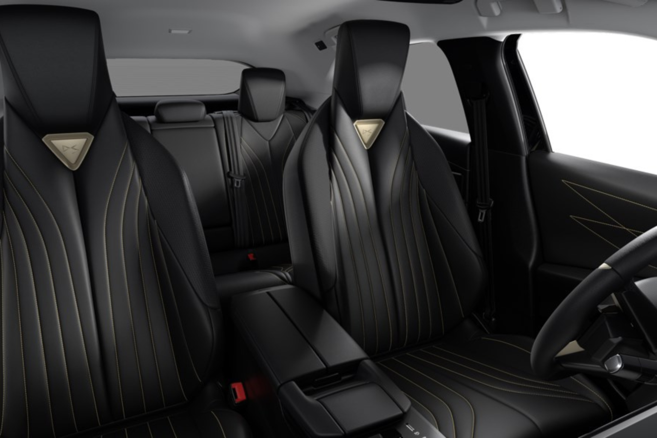 Exterior de DS Automobiles Nº8