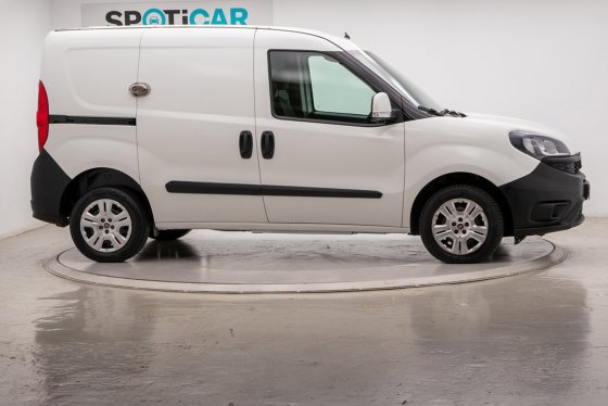 Exterior de Fiat Doblo Cargo