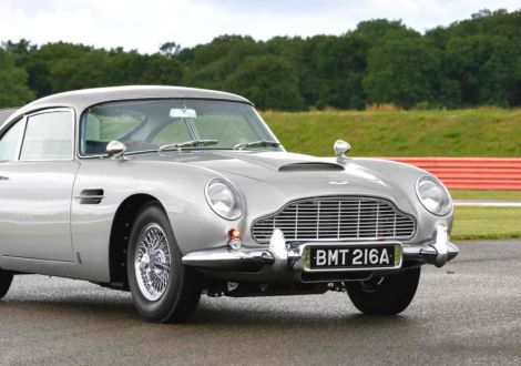 Los coches más famosos de películas y curiosidades sobre ellos