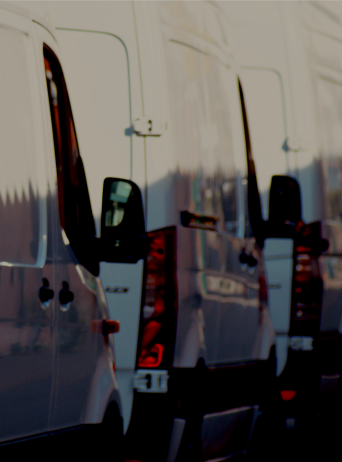 Furgonetas (Con plazas o de carga)