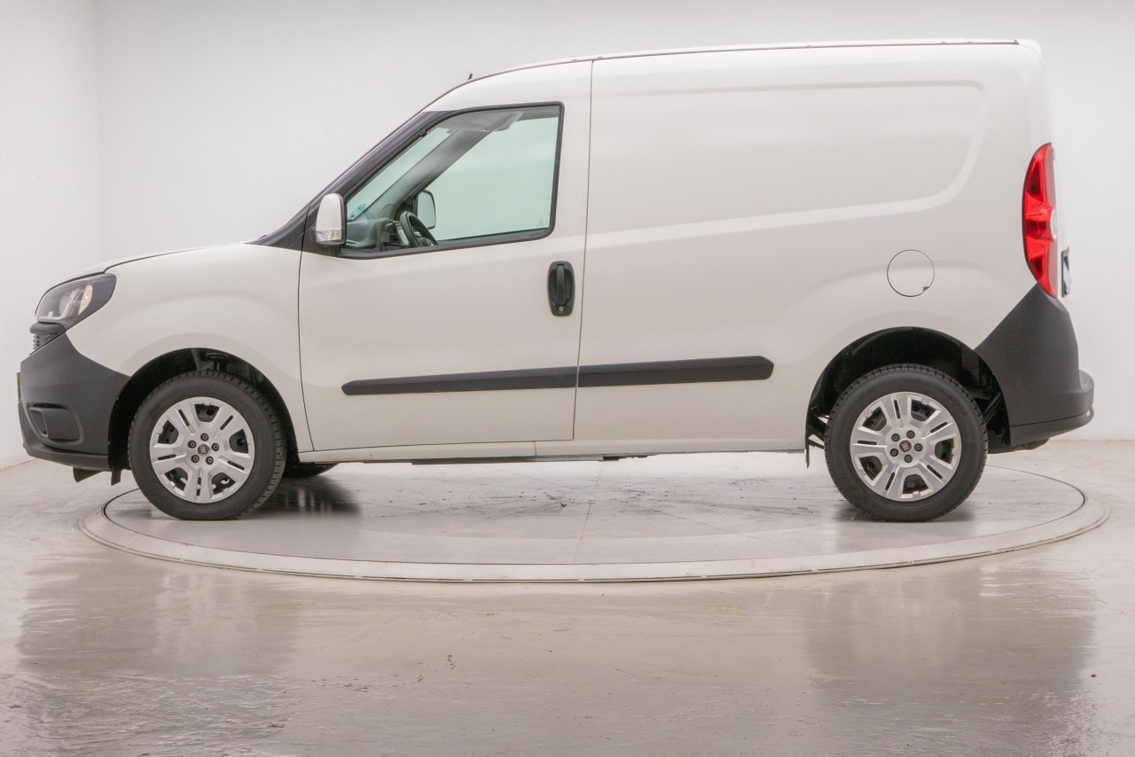 Exterior de Fiat Doblo Cargo